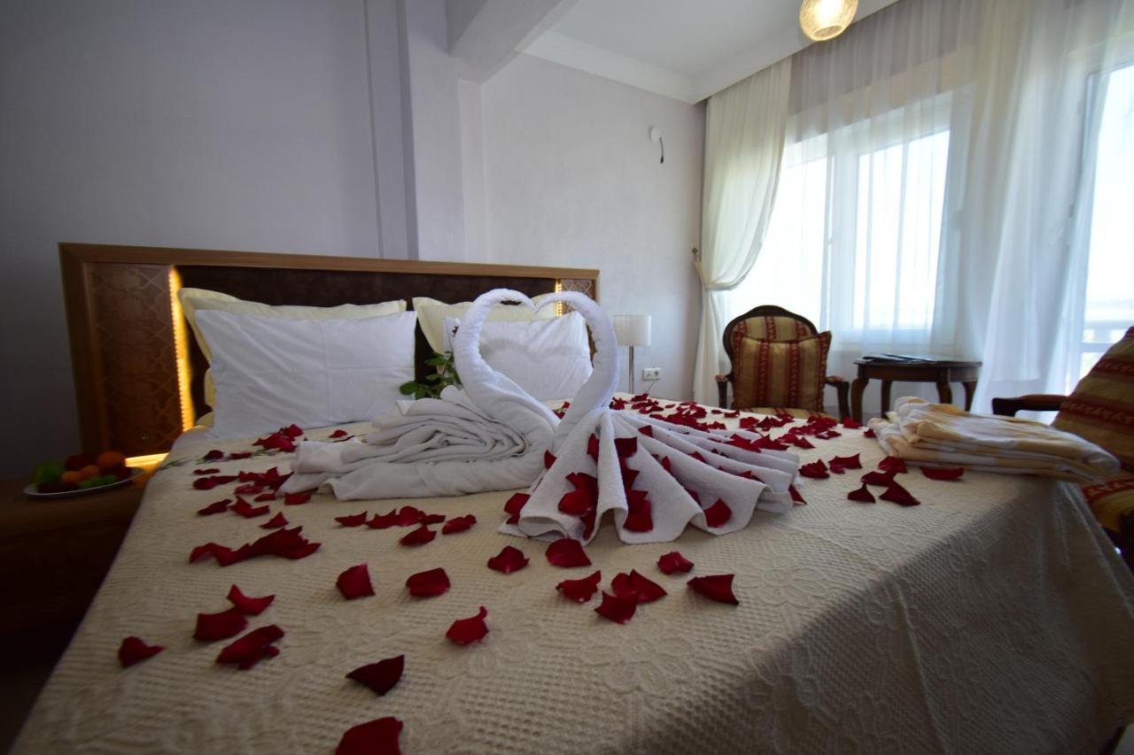 Cunda Asiyan Otel Ayvalı Exterior foto